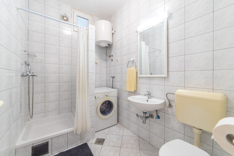 Bathroom 4, Apartments Horizont, Gradac