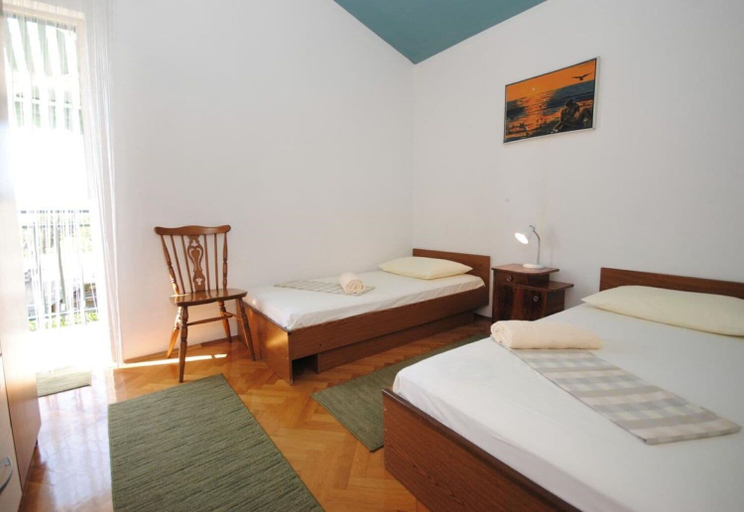 Bedroom 3, Apartment Rina, Okrug