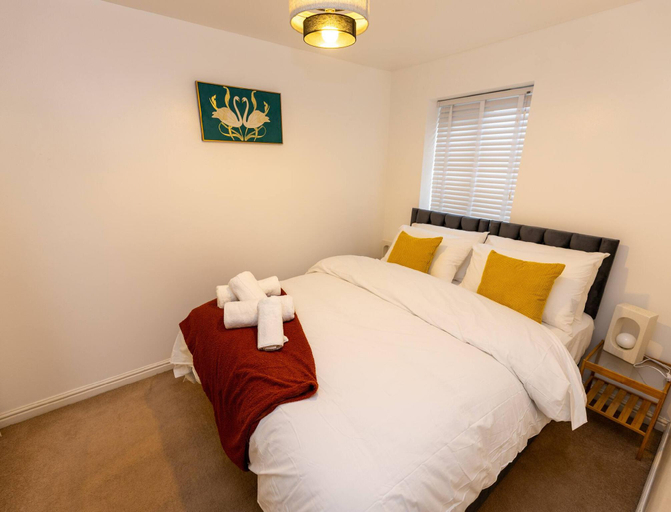 Bedroom 3, Charming 5-bedroom Townhouse in Central Gloucester, Gloucestershire