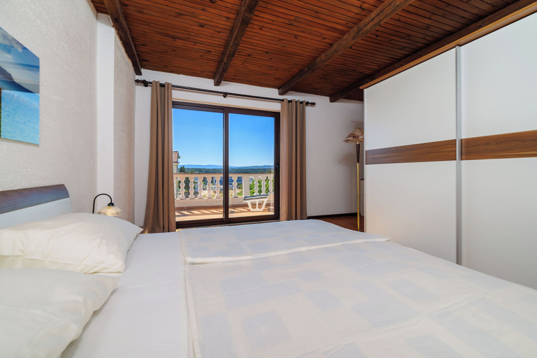 Room 2, Apartment Dani, Punat