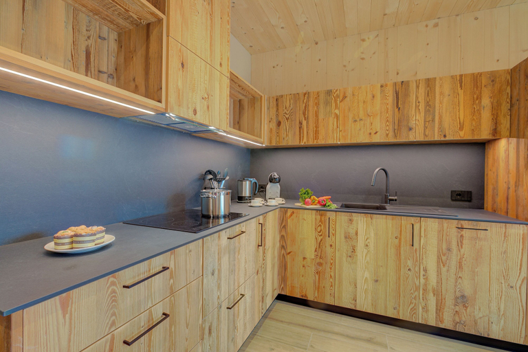 Private kitchen 2, Leba House Apartments, Sondrio