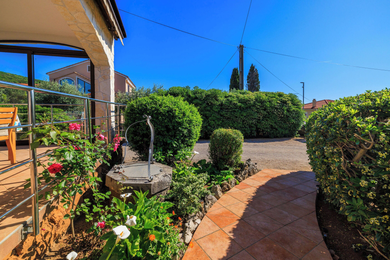 Courtyard 4, Apartment Dani, Punat