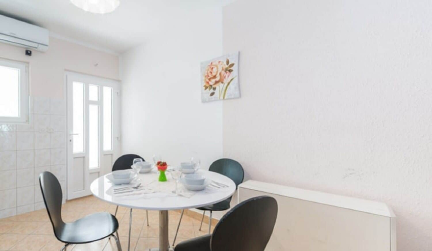 Dining 2, Apartments Jope, Novalja