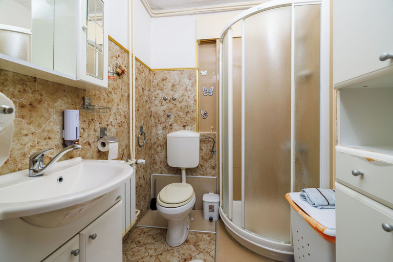 Bathroom, Apartment Marija, Omišalj