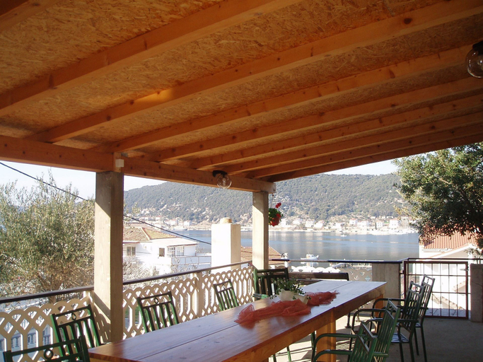 Terrace/patio 5, Apartment and Rooms Mila, Lopar/Supetarska Draga