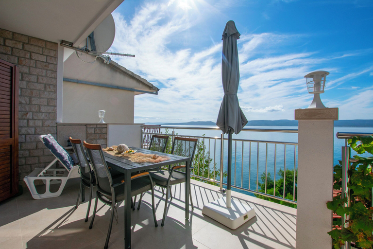 Others 5, Apartments Ivante, Omiš