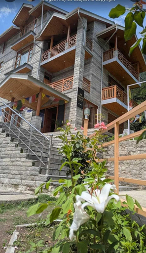 Front of property 5, The Rohtang Chalet Cottage, Kullu