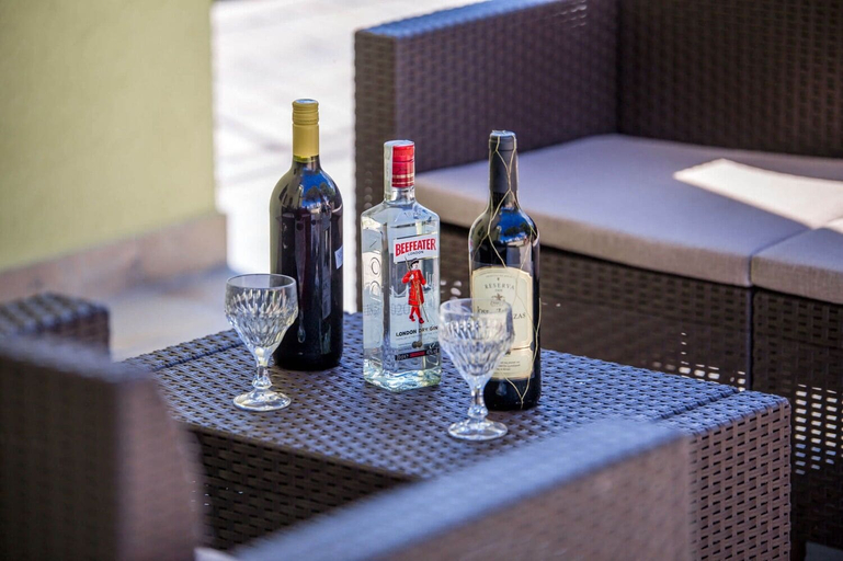 Food & Drinks, Apartments Igor, Kostrena