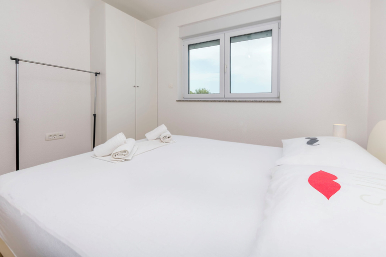 Room 5, Apartment Cvita, Primošten