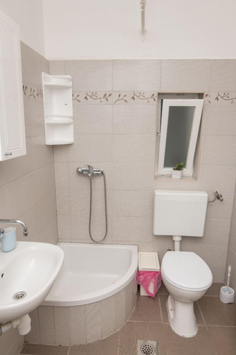 Bathroom 3, Apartment Matija, Tisno
