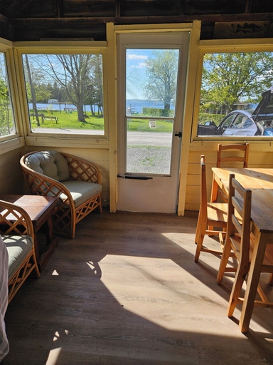 Interior 5, Parkview Cottages Resort, Kawartha Lakes