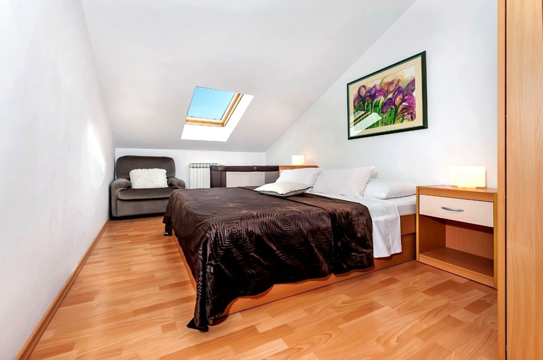 Bedroom 3, Apartments Marija, Rovinj