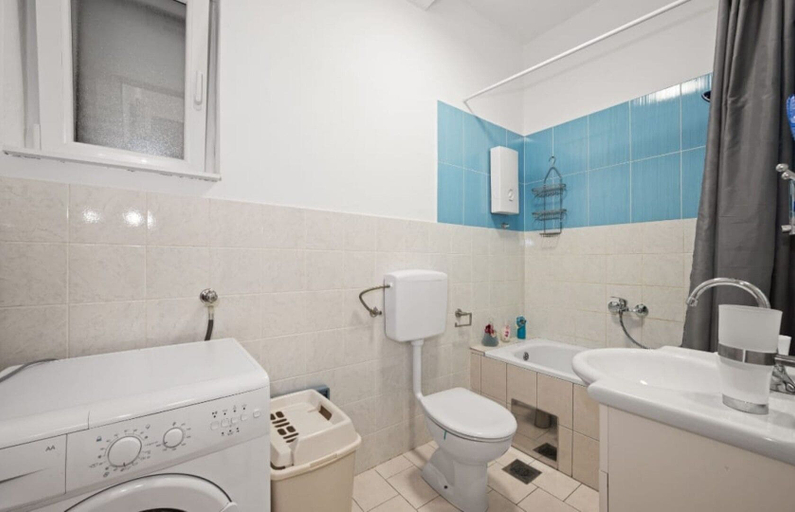 Bathroom 2, House Villa Zvonko Near NP Krka, Drniš