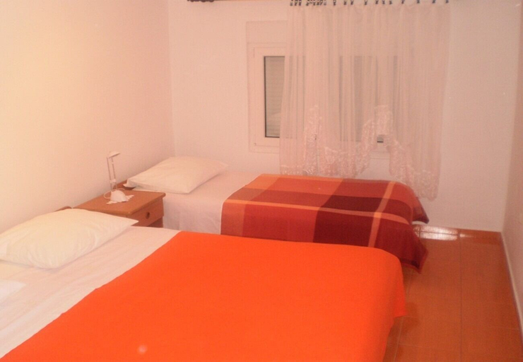 Bedroom 2, Apartments Midi, Zadar