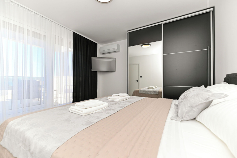 Room 4, Villa Flora, Kaštela