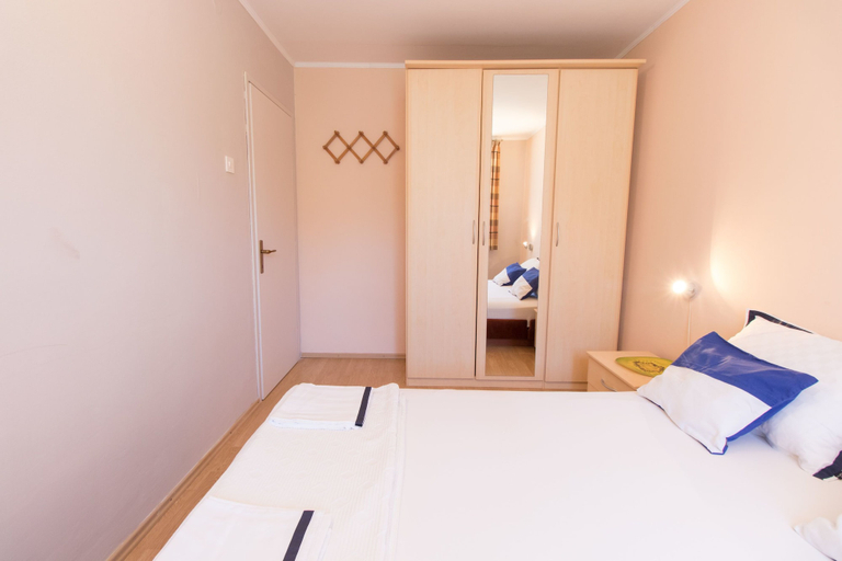 Bedroom 4, Apartment Paulina, Cres