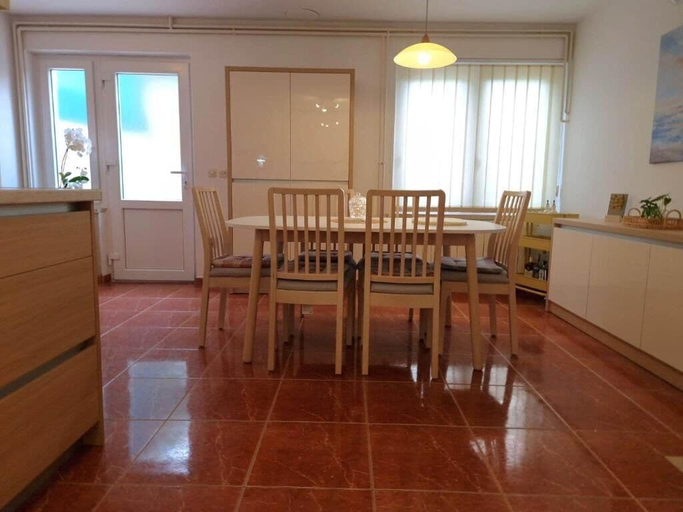 Dining 2, House Linda2, Lumbarda