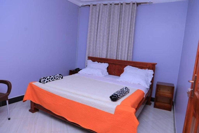 Room 4, Kaka Hotel Kasese, Busongora