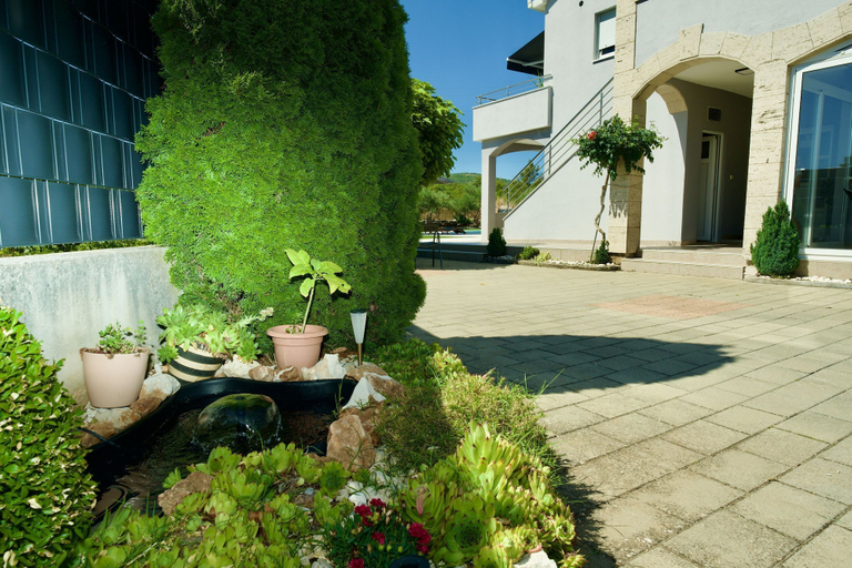 Property grounds, Apartment Mario - With Pool, Seget