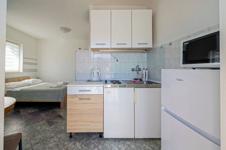 Others 5, Apartments Naki, Trogir