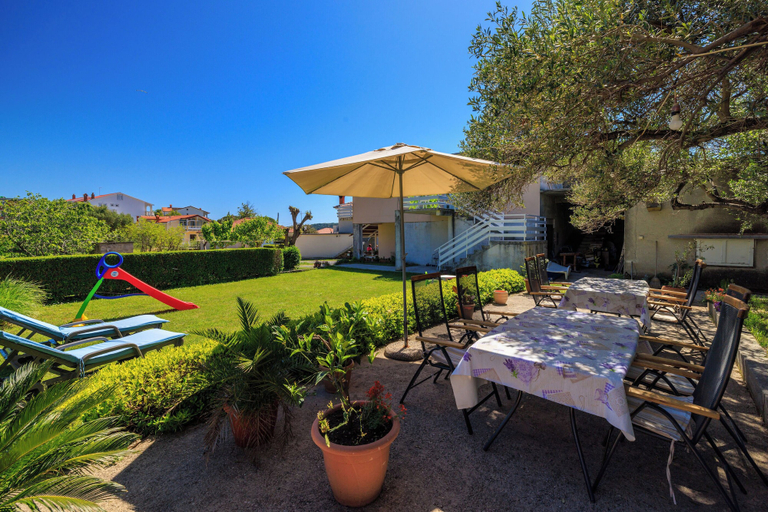 Terrace/patio 5, Apartments Tanya, Lopar/Supetarska Draga