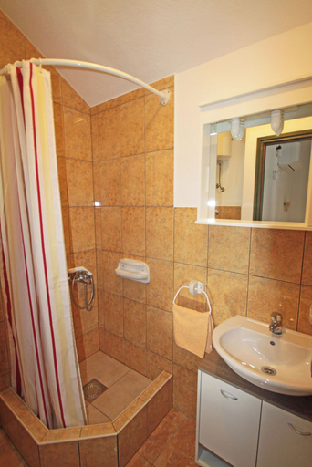 Bathroom 3, House Anamaria, Posedarje