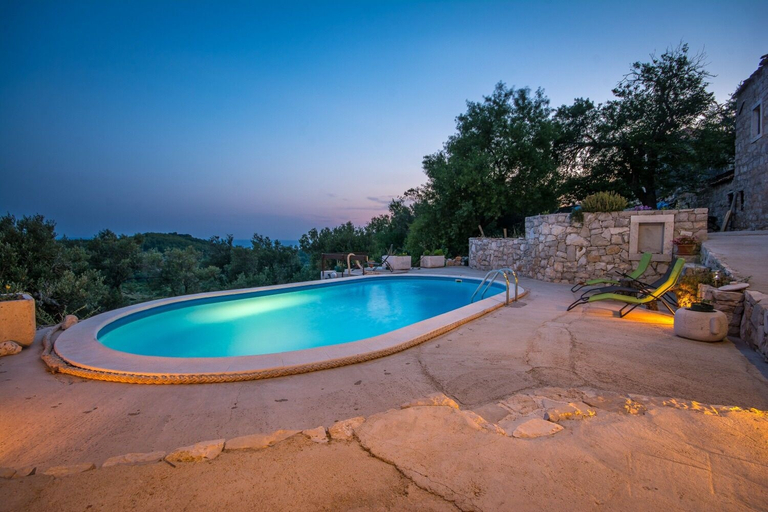 Sport & Beauty 4, House Stone, Mljet