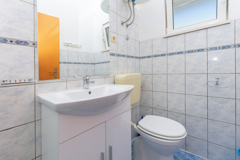 Bathroom 3, Apartments Boro, Dugi Rat