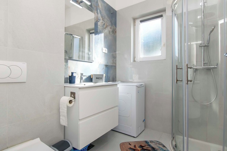 Bathroom 4, Apartments Beach House Blace, Slivno
