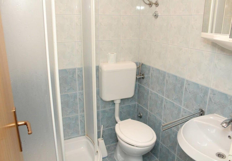 Bathroom 3, Apartments Vinko, Vir