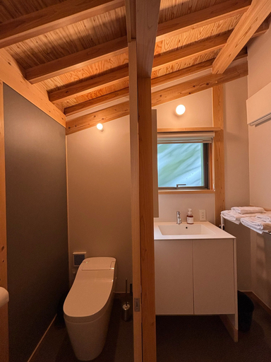 Bathroom 4, CrossFit Otoyo Strength TINY HOUSE, Ōtoyo