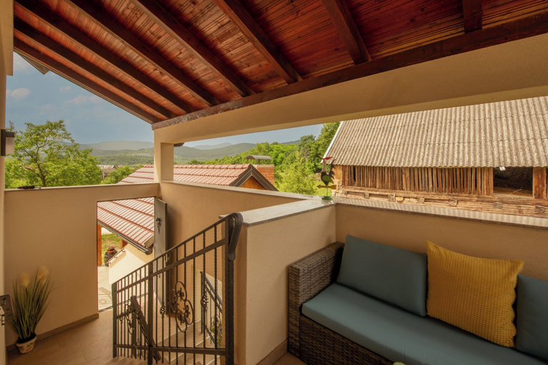 Terrace/patio 3, House Rose, Otočac
