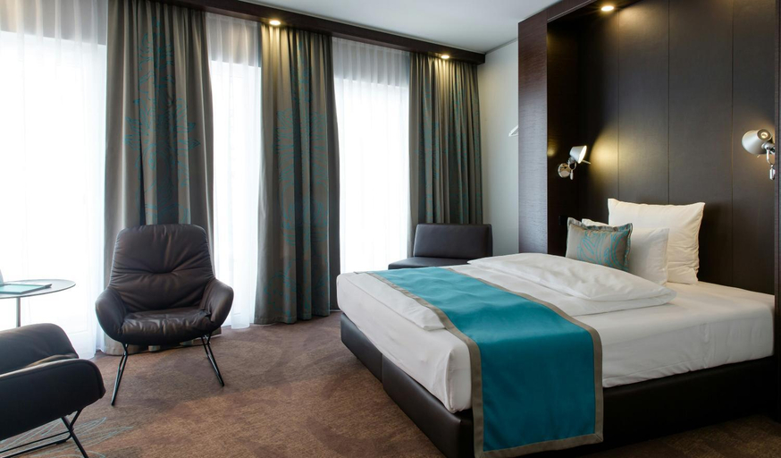 Bedroom 2, Motel One Stuttgart-Bad Cannstatt, Stuttgart