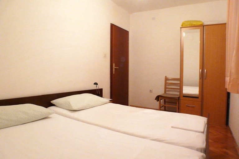 Bedroom 2, Apartments Mari, Blato