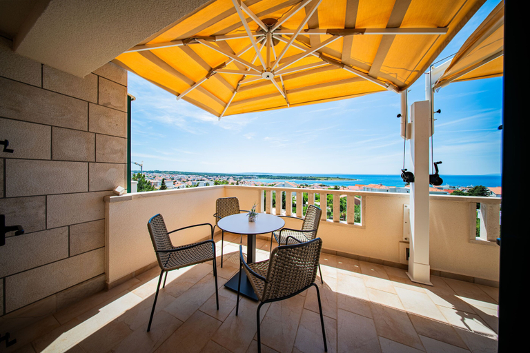 Balcony 2, Apartments Tomo, Novalja