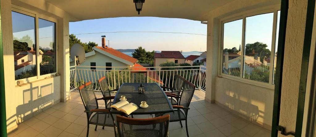 Terrace/patio 4, Apartments Apartmani Marin, Šibenik