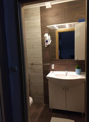 Bathroom 3, Apartments San, Rakovica