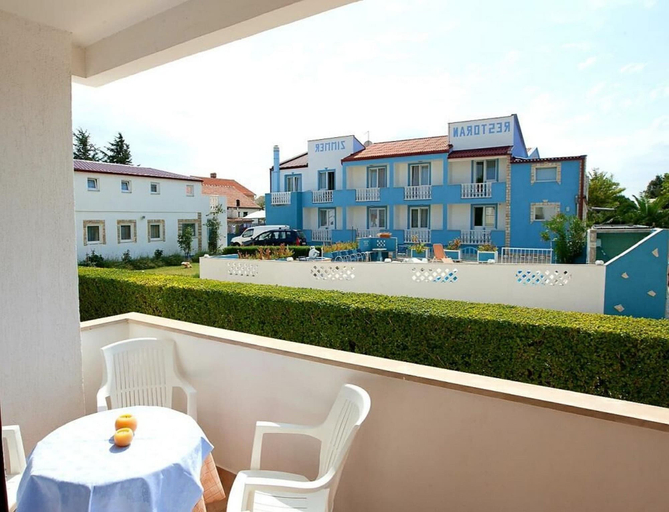 Others 5, Apartments Ana-marija, Privlaka
