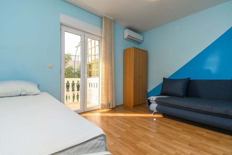 Room 4, Apartments Ivancic, Seget
