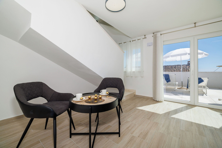 Dining 4, House Emma, Crikvenica