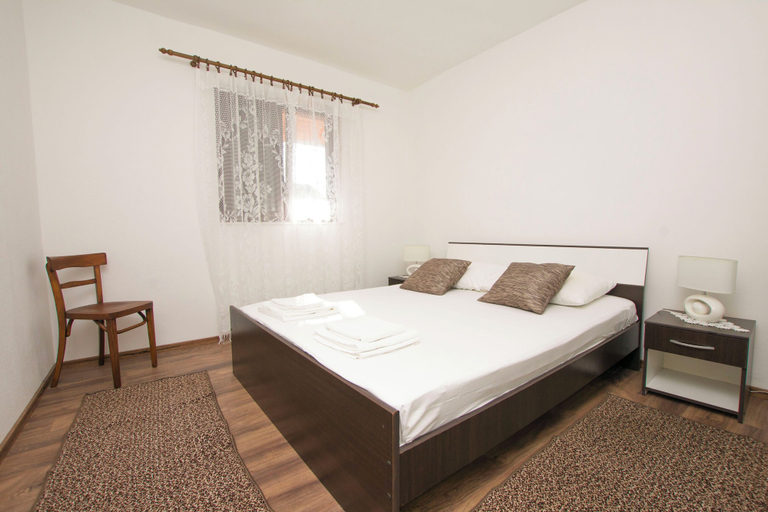 Room 2, Apartment Grdelin, Biograd na Moru