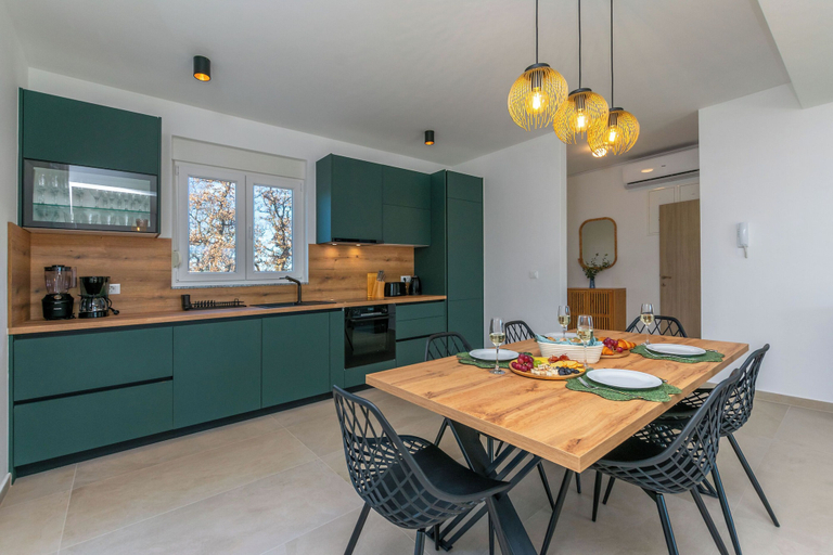 Private kitchen 3, Villa Lucija, Poličnik