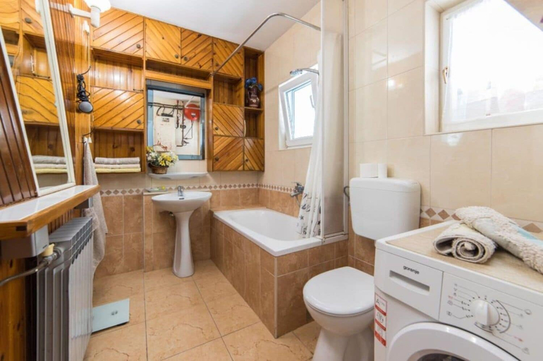 Bathroom 4, Apartment Stipe, Makarska