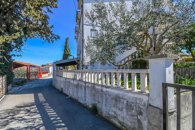 Courtyard, Apartment Zunta, Trogir