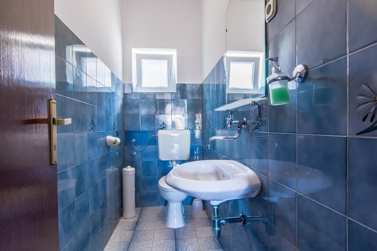 Bathroom 3, Apartment Marinka, Zadar
