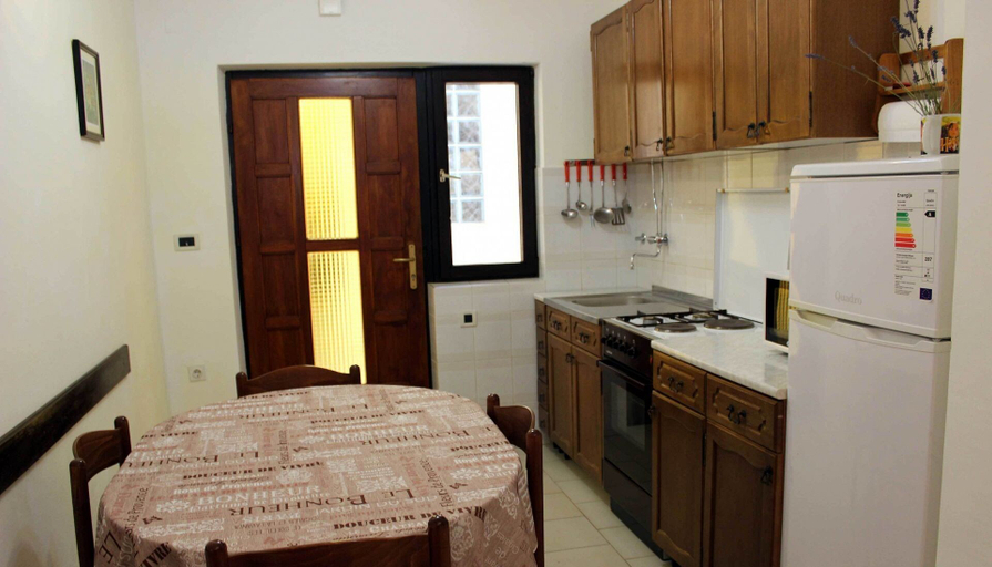 Private kitchen 4, Apartment Dar, Pag