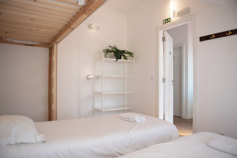 Room 4, Surfbase Lisbon, Almada