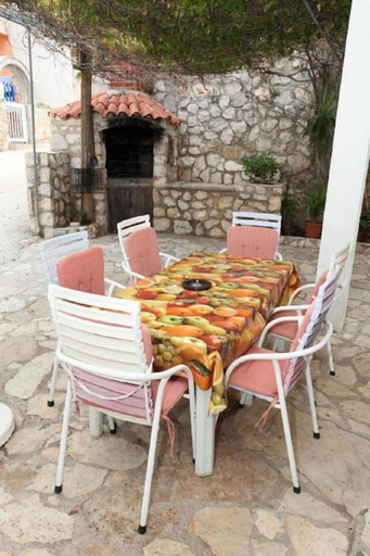 Others 5, Apartments Marko, Pag