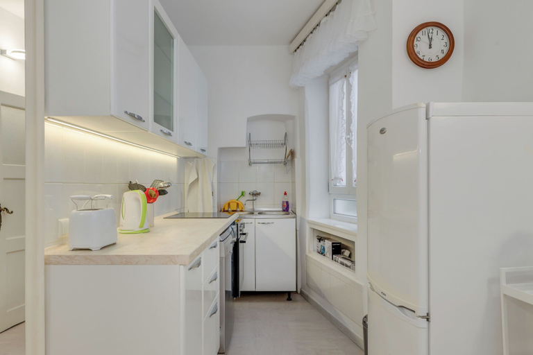 Others 5, Apartment Mirta, Split
