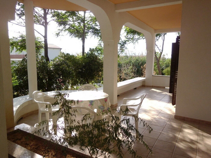 Others 4, Apartments Ivan, Pag